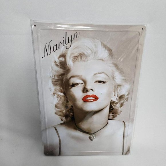 Marilyn Monroe Metal Sign - Picture 1 of 1